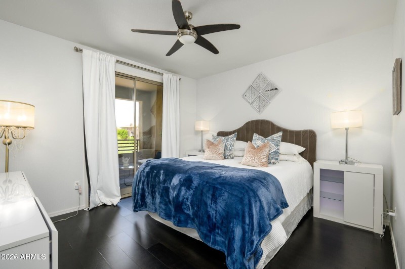 8 19777 N 76TH ST 3229