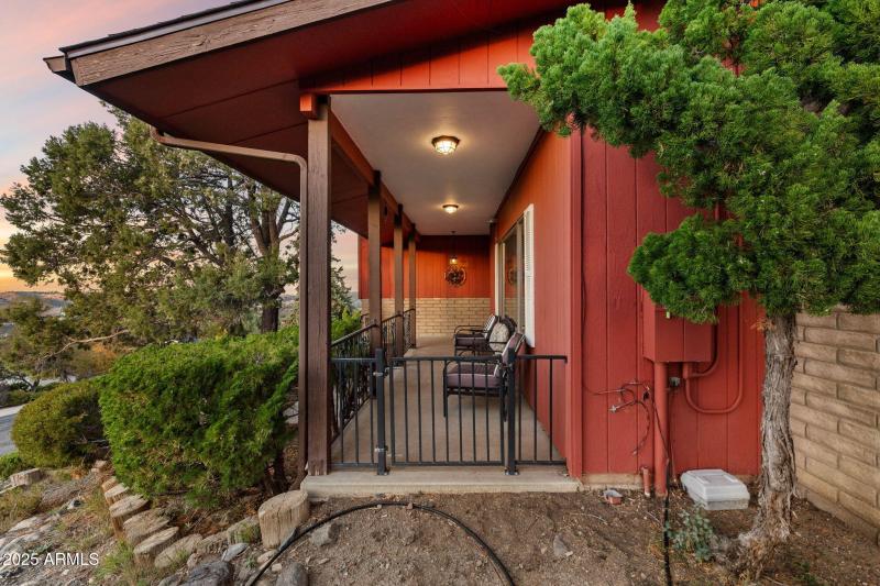 6-Front Porch TW (2)
