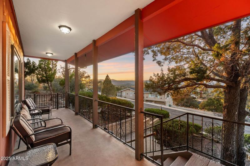 7-Front Porch TW