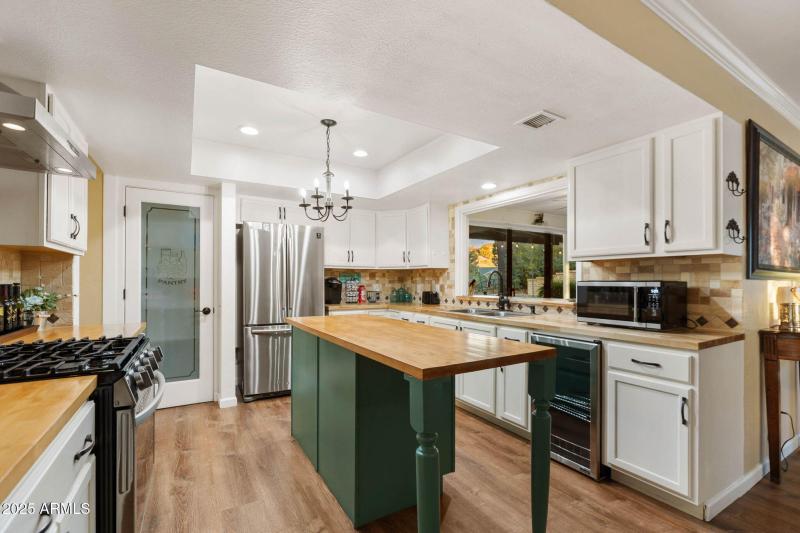 17-Kitchen TW (2)