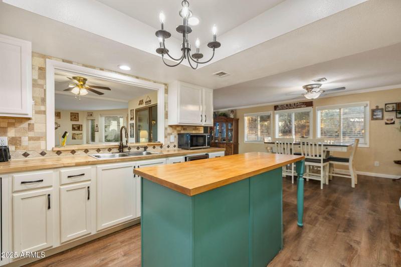 19-Kitchen TW (4)