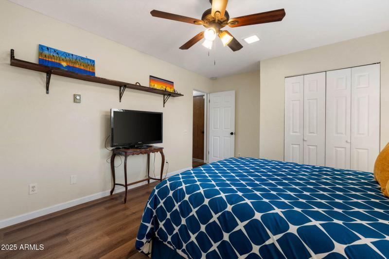 43-Bedroom 2 TW (2)