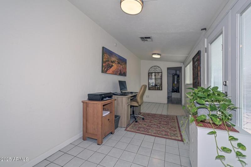 Den-Office2