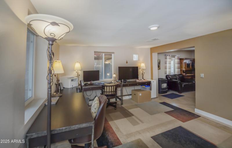 04 Office b
