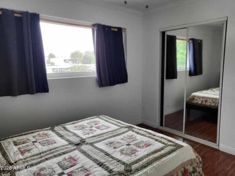 DUAL PANE WINDOWS