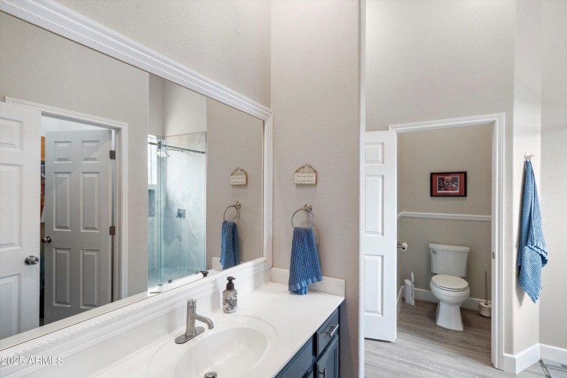 33-Bathroom 2