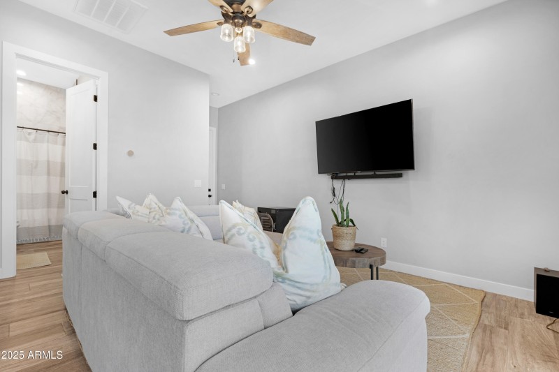 Casita Living 1