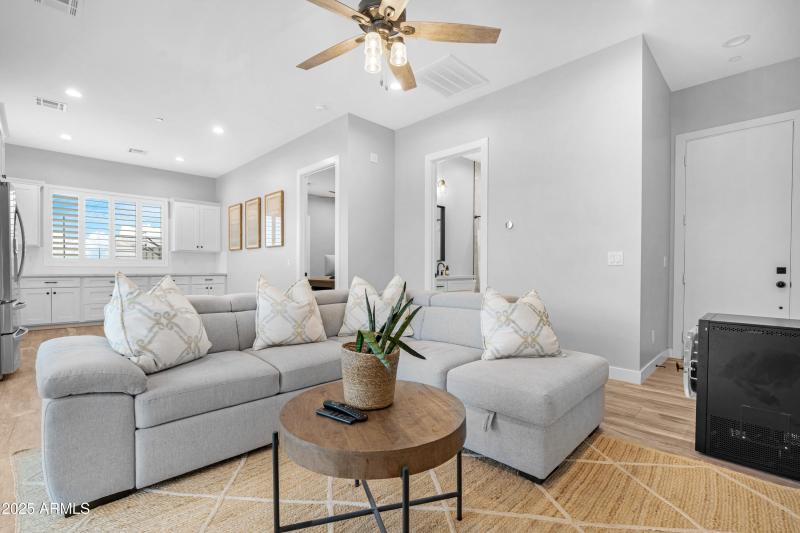 Casita Living 3