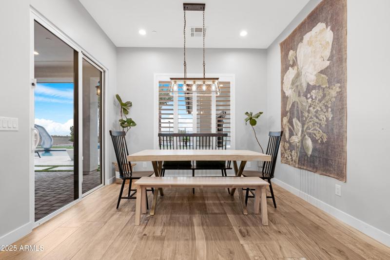 Dining 1