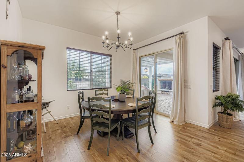 Dining Area 1