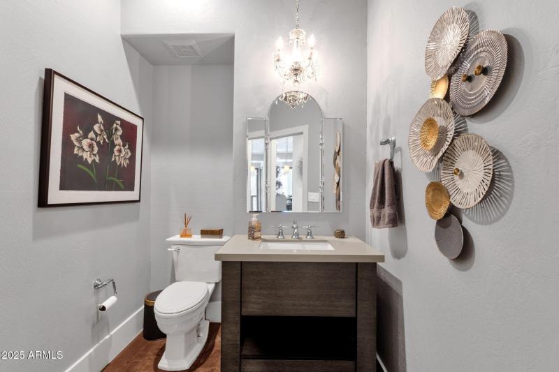 36-web-or-mls-10263-n-103rd-pl