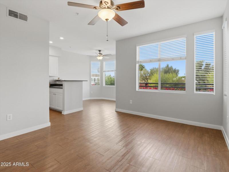 04-3633 N 3rd Avenue #2084-4