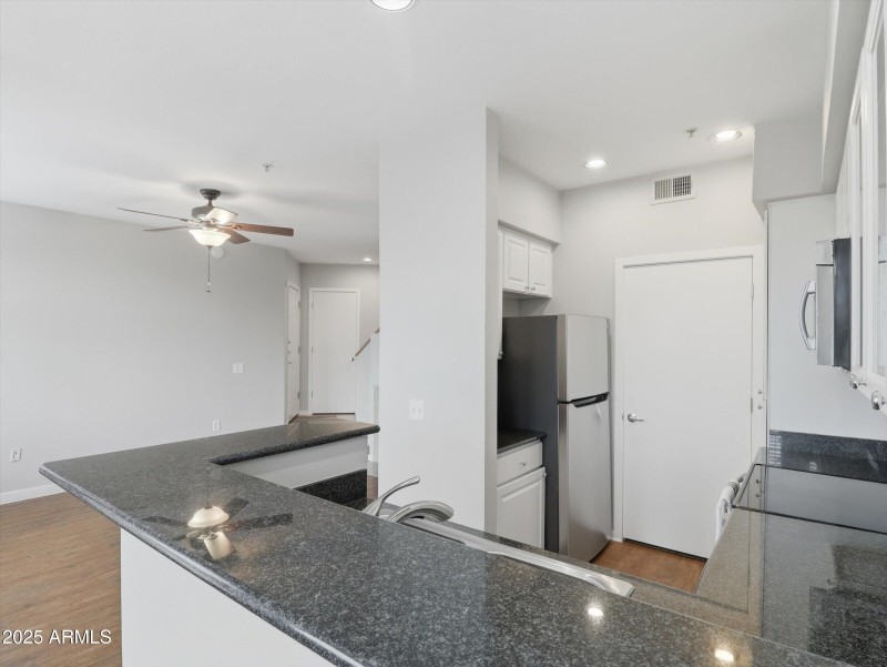 12-3633 N 3rd Avenue #2084-12