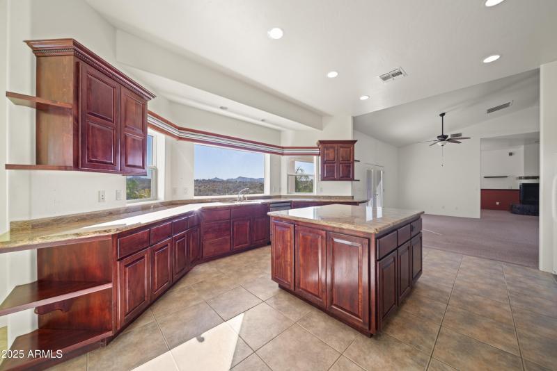 kITCHEN (2)