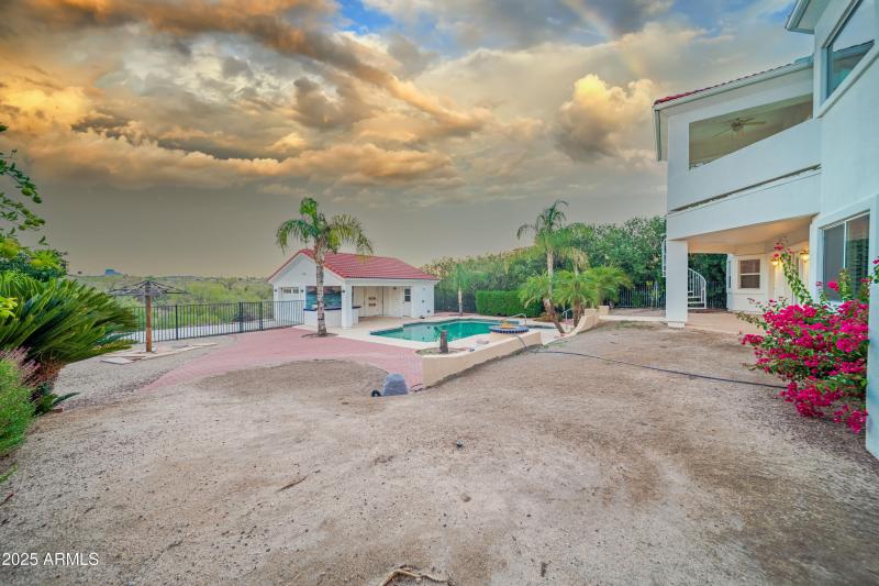 2225 Highridge00072