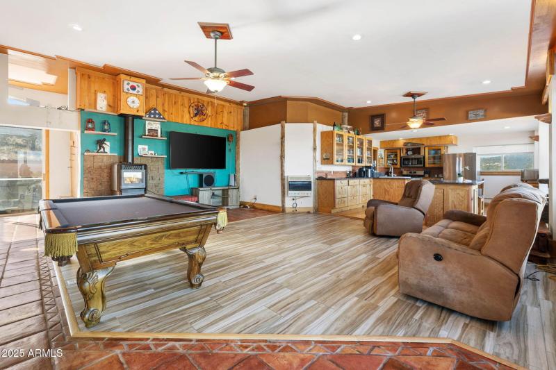 3-Living Room (1)