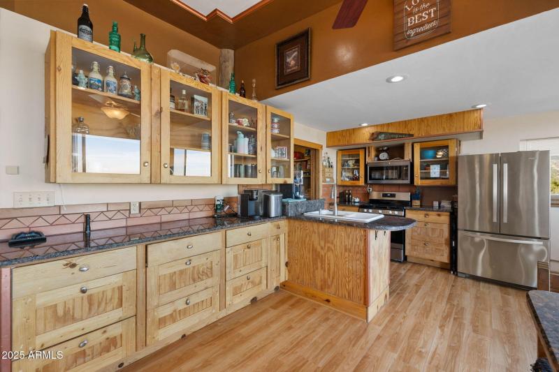 11-Kitchen (3)