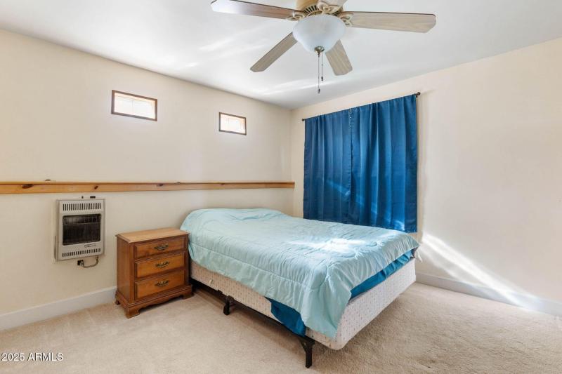 19-Bedroom 3 (1)