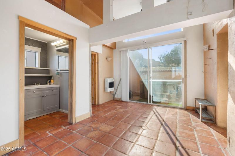 22-Bonus Room