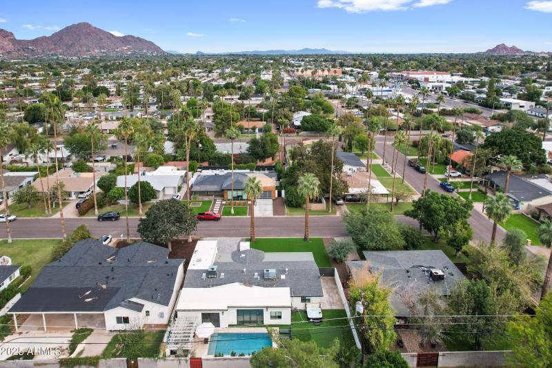 4132 N 34th Pl-50