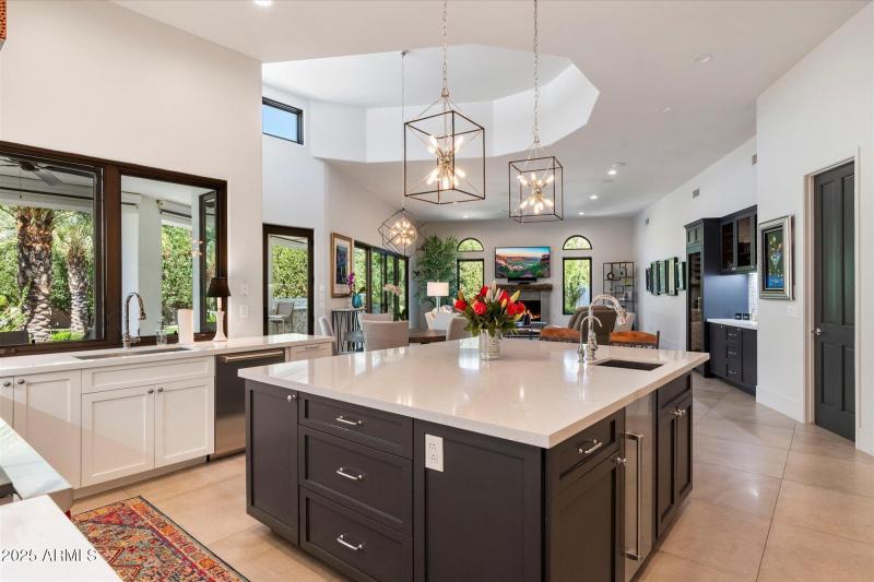 Kitchen - Great Room
