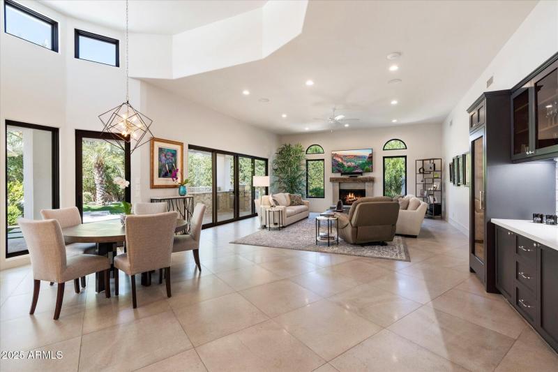 Breakfast - Great Room