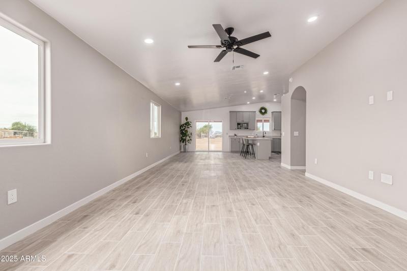 130 S 352nd Dr Tonopah, AZ 85354
