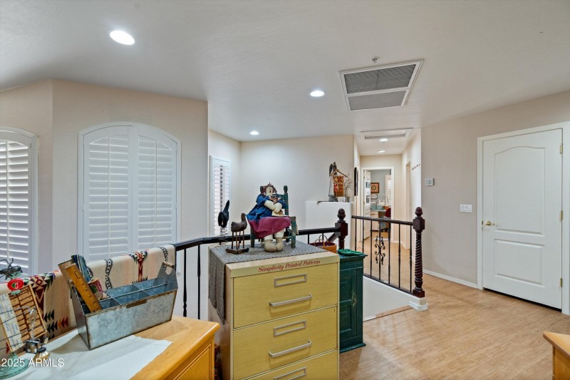 26-Upper Level Loft Area