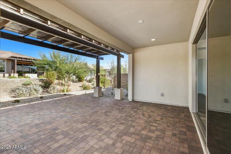 24-Covered Patio