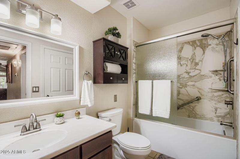 15095 N Thompson Peak Pkwy 1005 - Web Qu