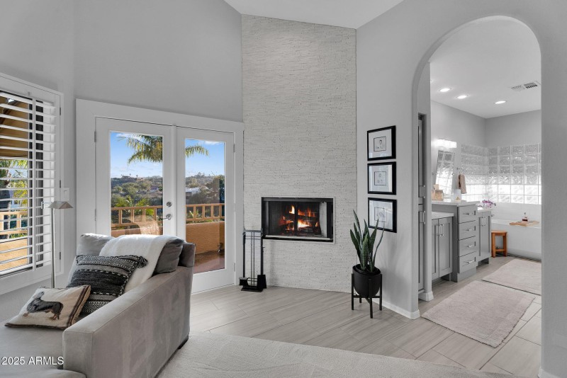 Primary Sitting Area