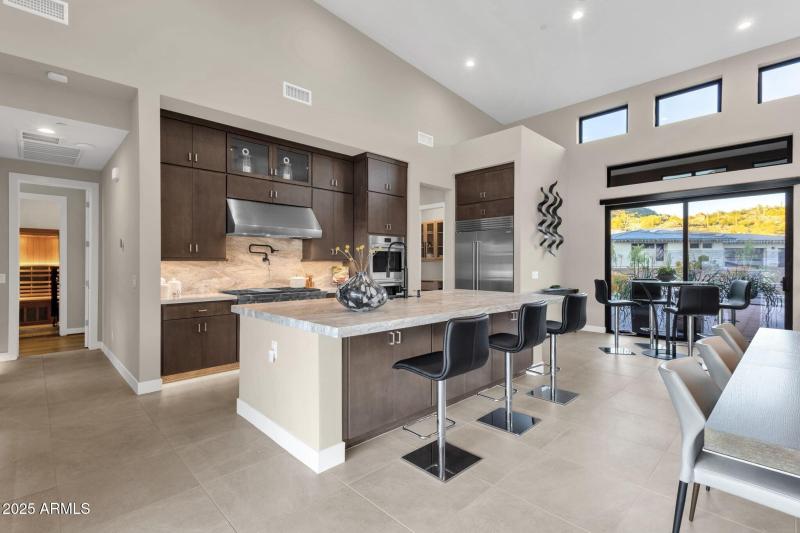 017_Kitchen