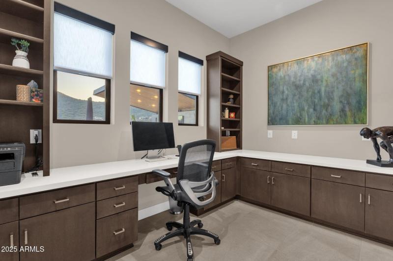 042_Office