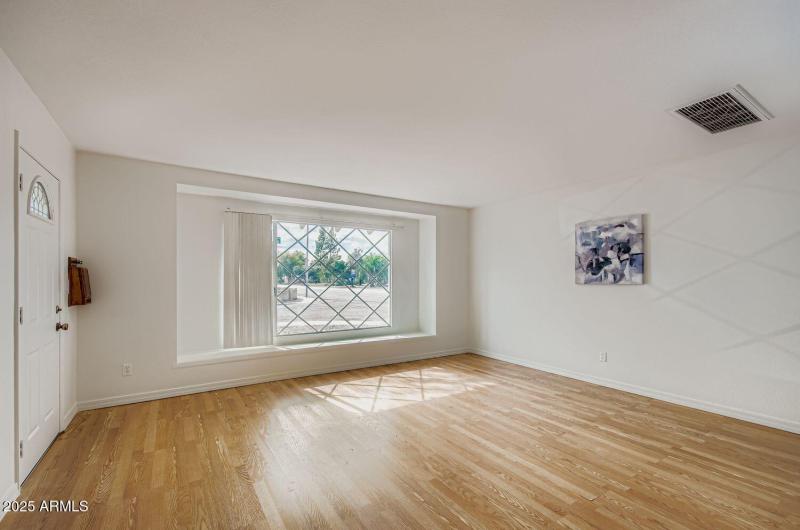 8202 E Montecito Ave - Web Quality - 003