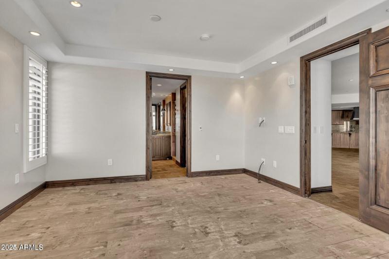 20241010174824830021000000-o