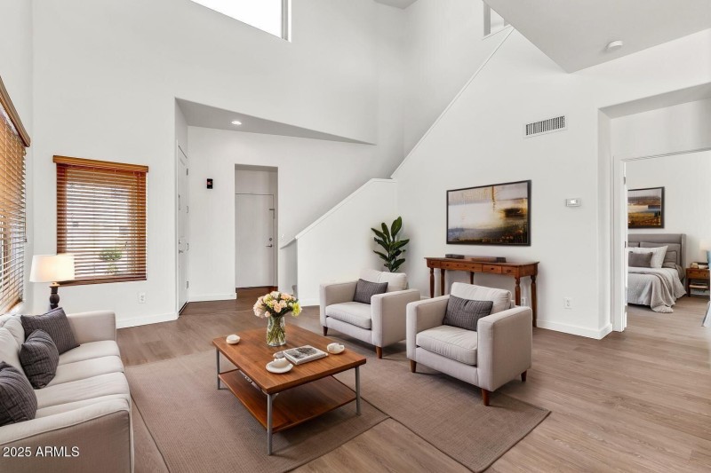 544 N Alma School Rd unit 28 VS 1