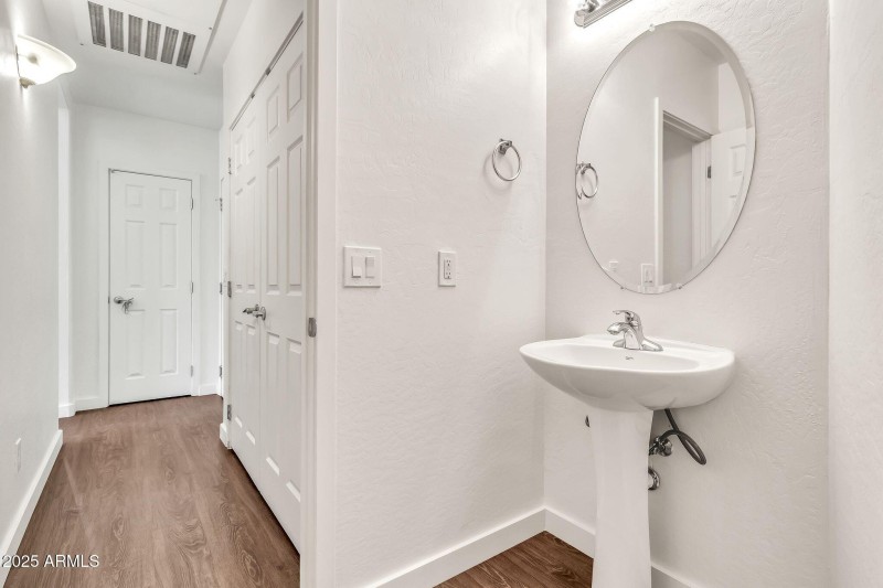 544 N Alma School Rd unit 28-24