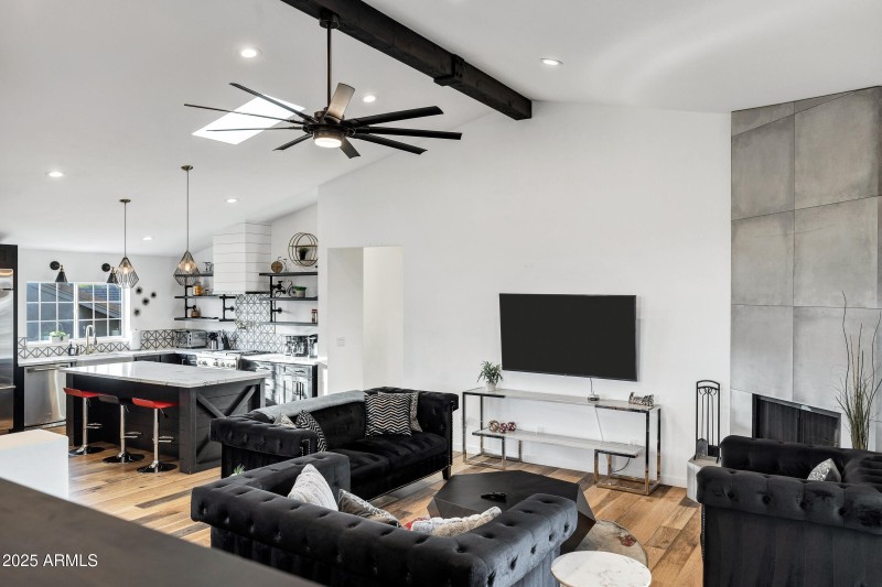 15444 E Sunburst Dr-16