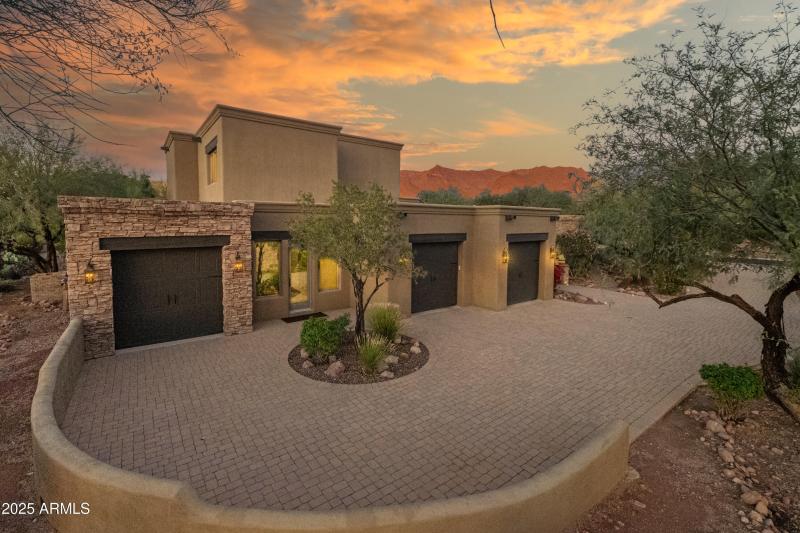 2466-S-Pinyon-Village-2-5