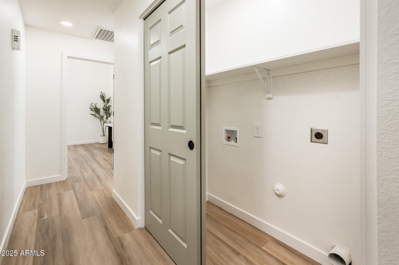 1038 N Alvaro - MLS-35