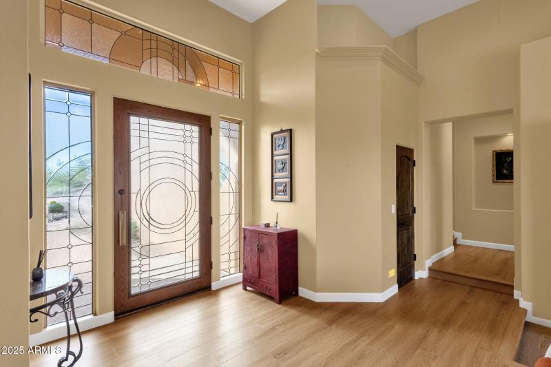 007_Glass DoorSurround And Foyer