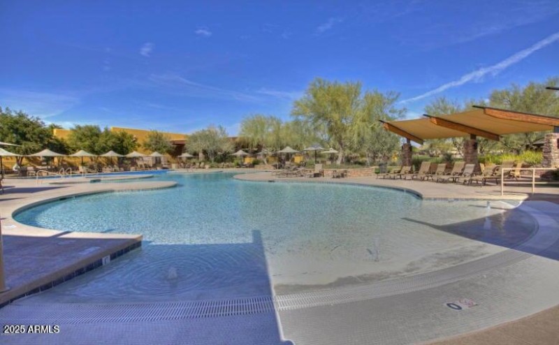 Community pool