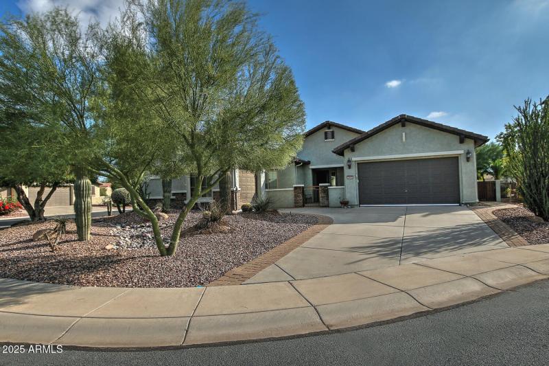 3652 W Saratoga Ct Florence AZ-large-002