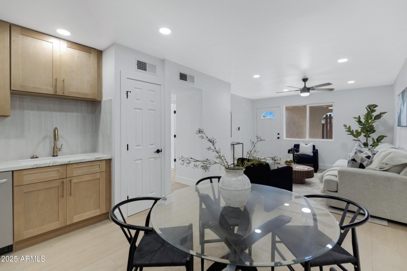 720 S Dobson Rd #27-14