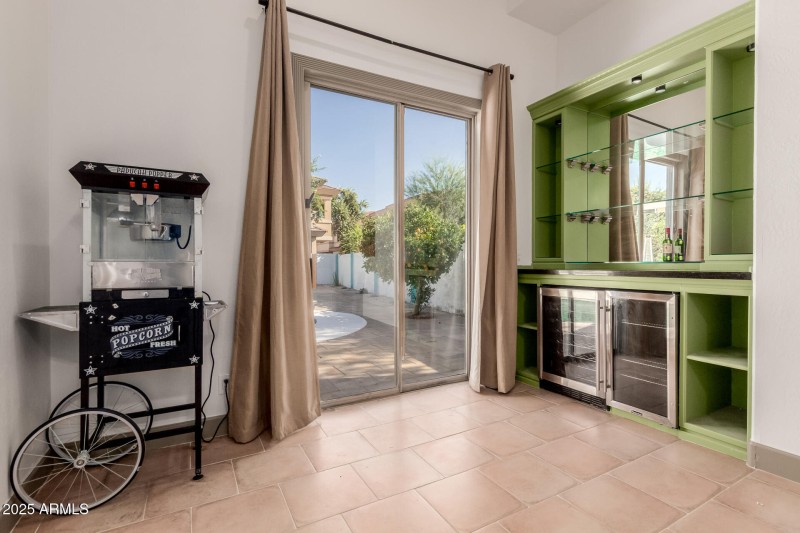 Extended Family Room 3