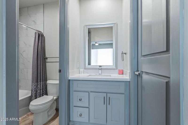 32-web-or-mls-11010 Buffalo Dr-18