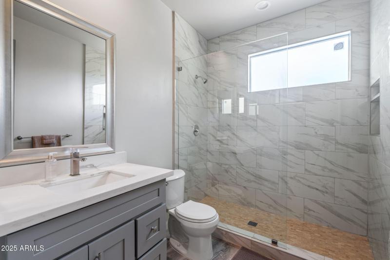 39-web-or-mls-11010 Buffalo Dr-25