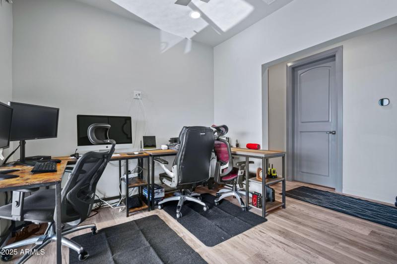 43-web-or-mls-11010 Buffalo Dr-49