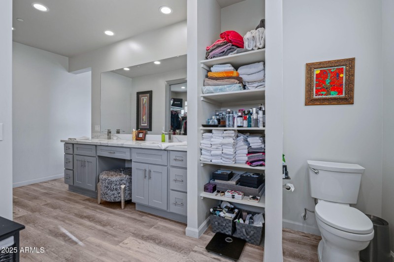 63-web-or-mls-11010 Buffalo Dr-47