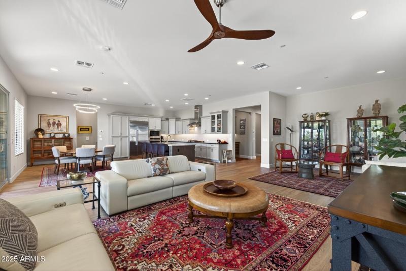 12) GREAT ROOM